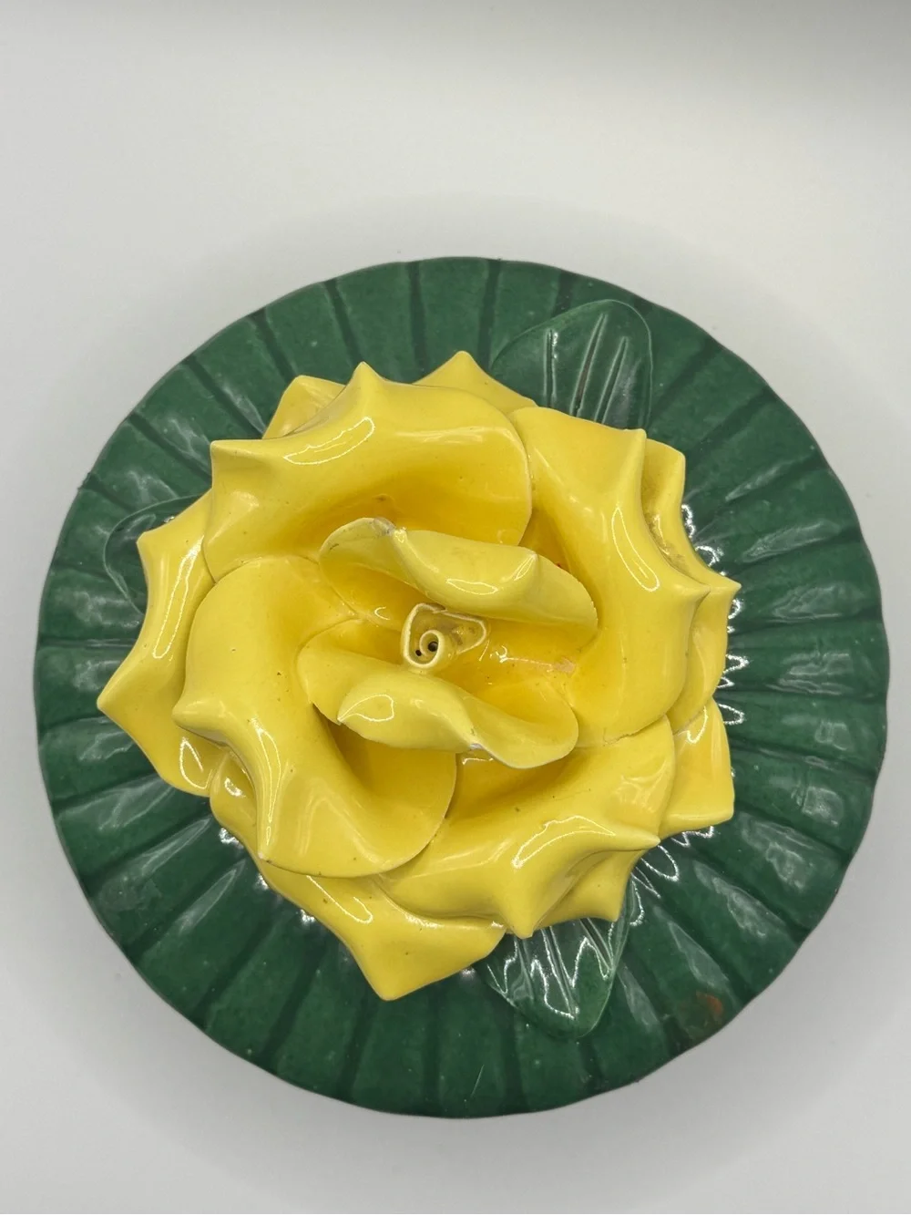 Vintage Ceramic Yellow Rose Trinket Box Jewelry Vanity Box - Picture 9 of 9